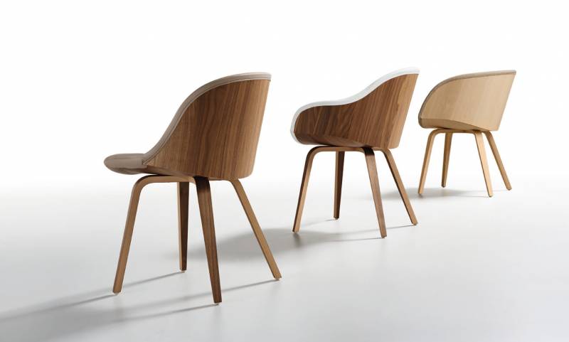 Chaises de restaurant Danny par MIDJ avec dossier en bois laqué àParis