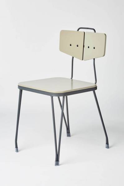 Chaise de repas en acier pour professionnels collection Alana à Paris