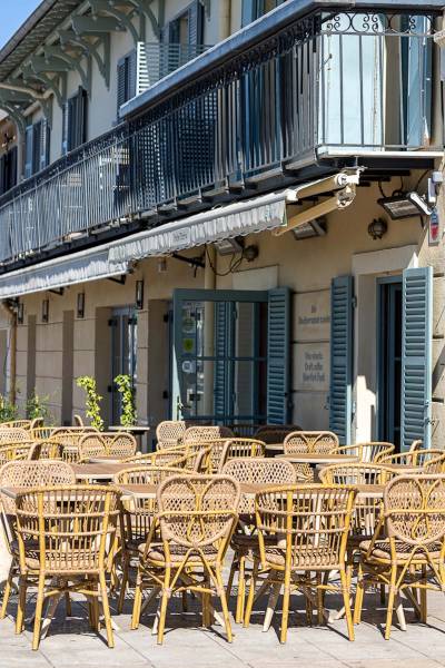 Une terrasse méditerranéenne pour Babel Babel à Nice