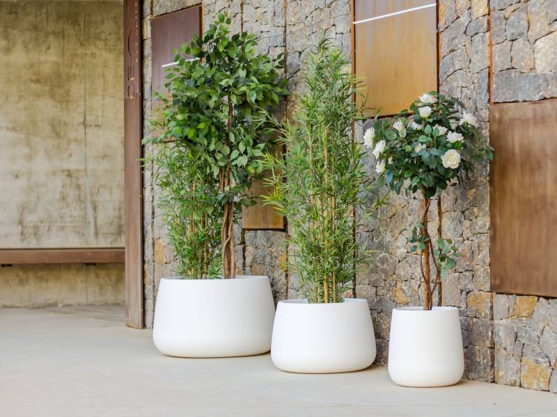 Pot de fleurs blanc différentes tailles collection Camelia à Paris