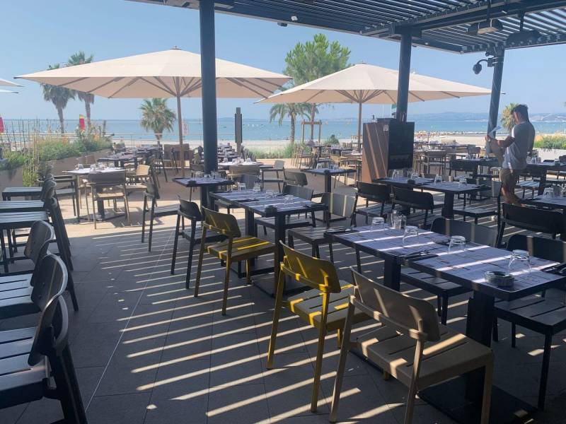 Chaise de restaurant collection Shine en aluminium en extérieur à Marseille