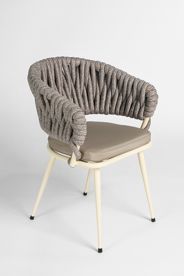 Fauteuil de repas design en aluminium et corde collection LABLANCA à Marseille