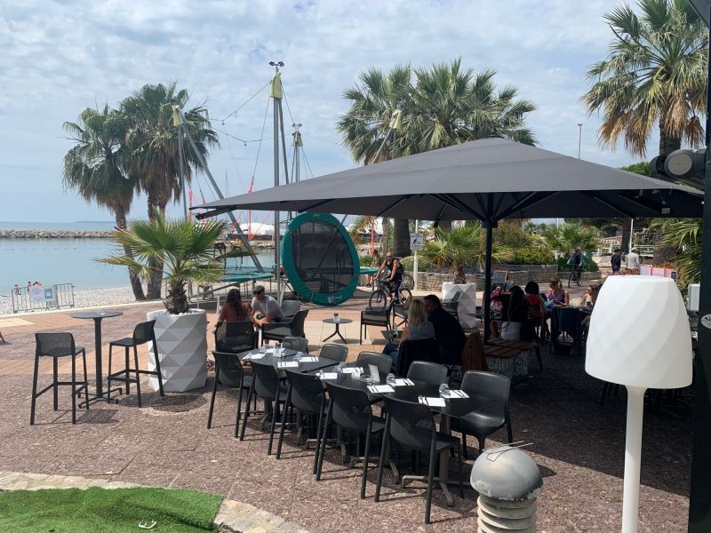 Coin repas du Madhy'Sun à Saint-Laurent-du-Var