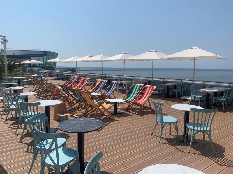 Parasols pour le restaurant IT Villagio à Saint-Laurent-du-Var