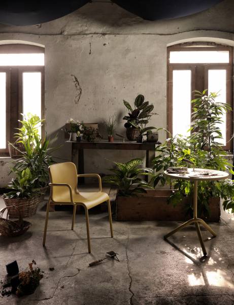 chaise de restaurant de la collection Momo jaune à Nantes