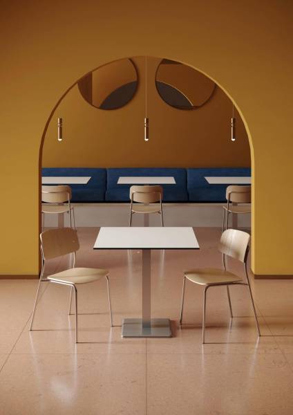Chaise de restaurant de la collection DAILY