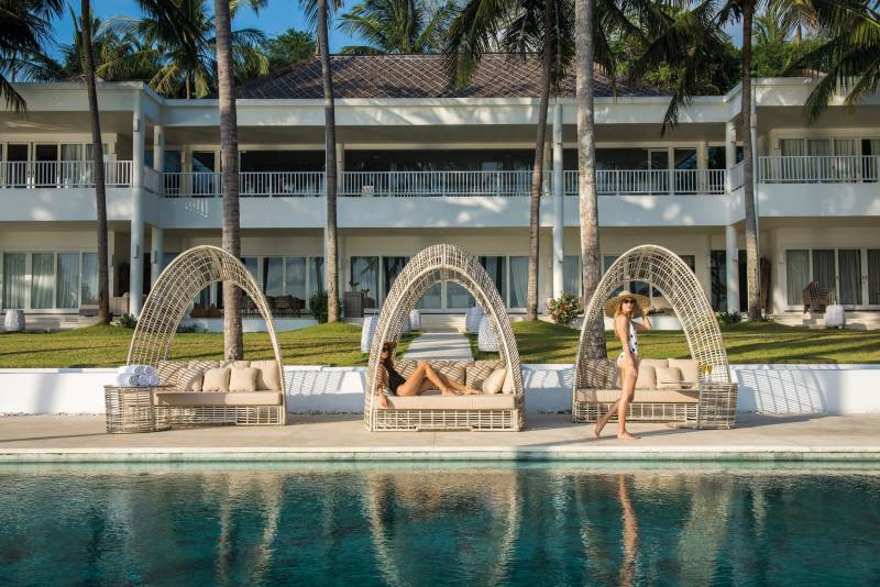 Lit de jardin en rotin pour hotels et restaurants à Cannes