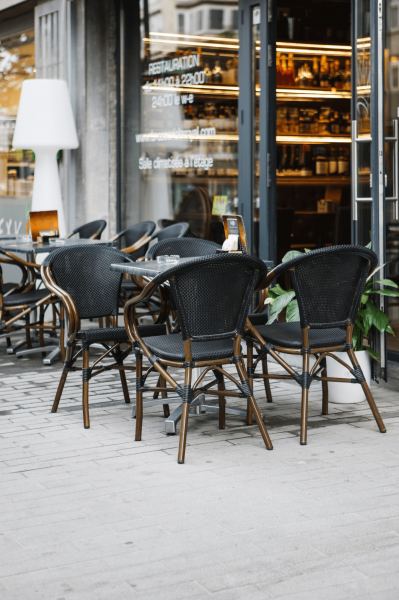 Fauteuils de repas imitation bambou foncée, collection Dunkerque à Marseille