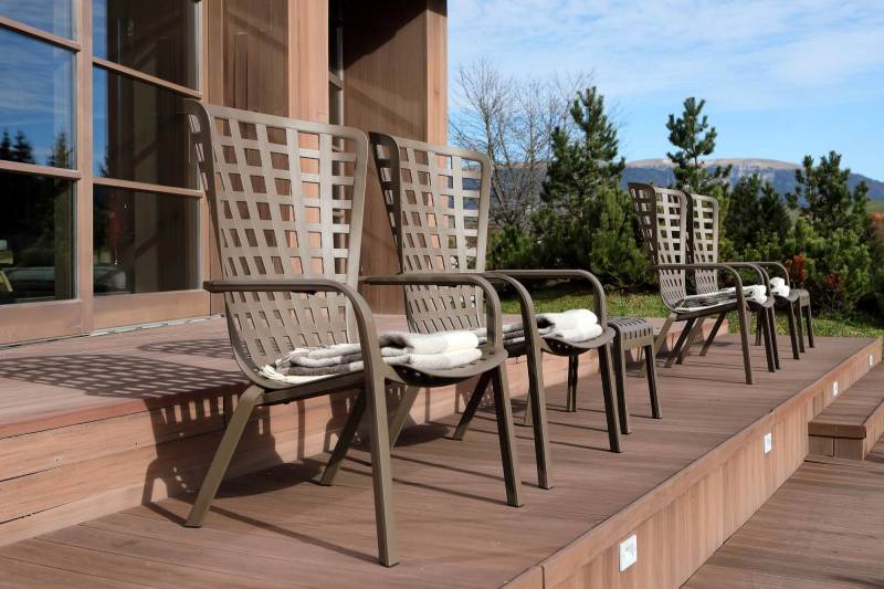 Fauteuil lounge en polypropylène avec son dossier inclinable collection Folio à Bordeaux