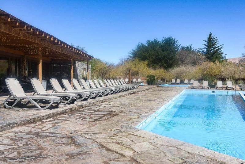 Bain de soleil professionnel en polypropylène collection Omega à Cannes