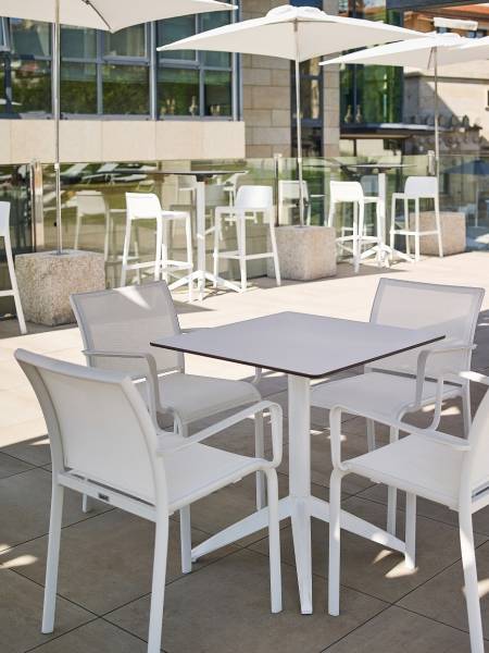 Fauteuil de repas résistant en toile et aluminium thermolaqué collection Land à Bordeaux