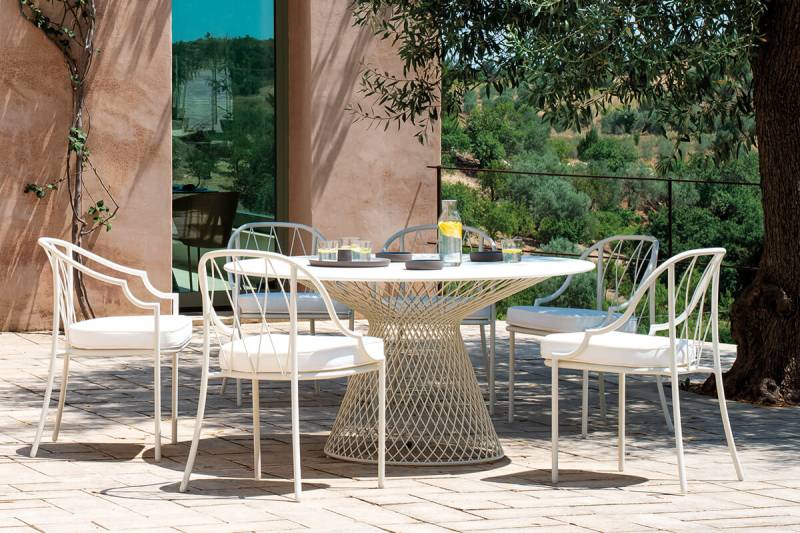 Chaise de restaurant empilable en acier galvanisé confortable et chic de la Collection Como