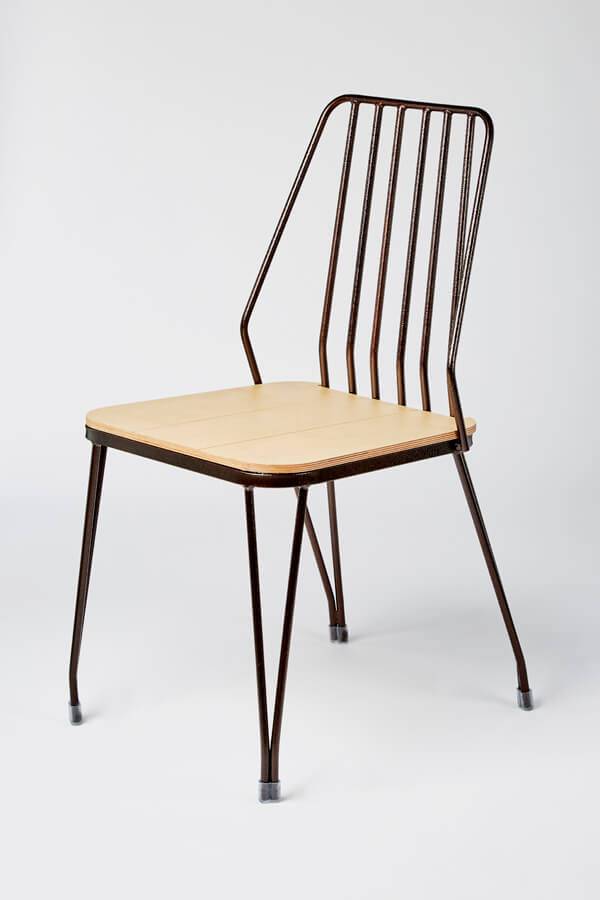 Chaise de repas avec siège rembourré ou en bois collection MARGOT à Toulon