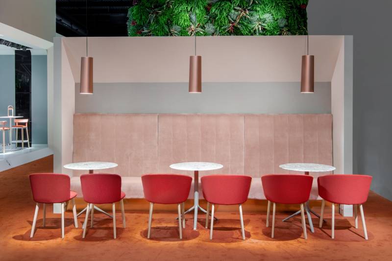 Mise en situation des plateaux de table collection Marble à Antibes